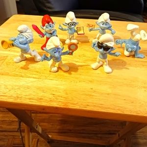 Smurf figurines